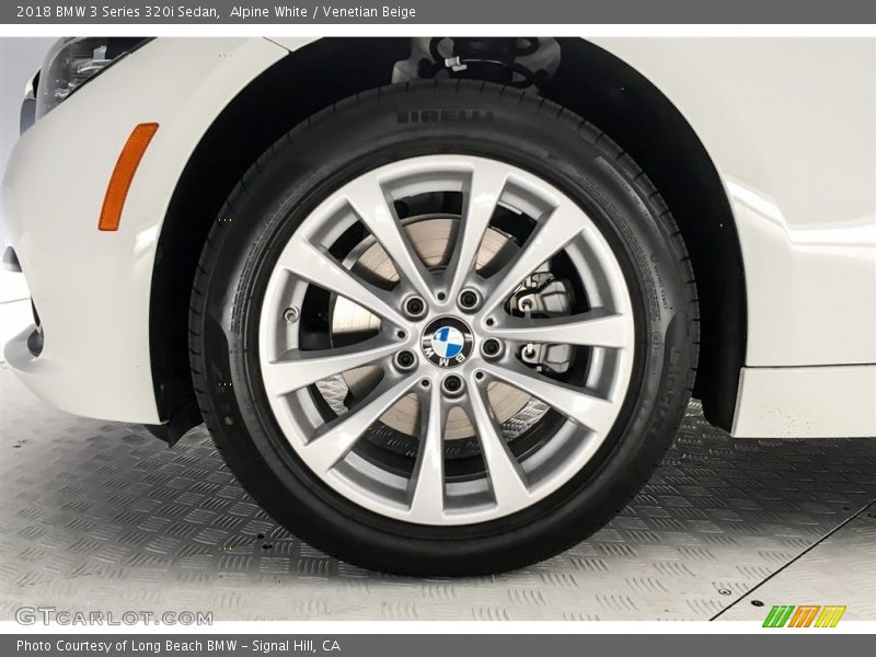 Alpine White / Venetian Beige 2018 BMW 3 Series 320i Sedan