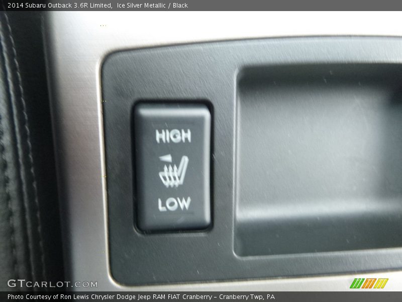 Ice Silver Metallic / Black 2014 Subaru Outback 3.6R Limited