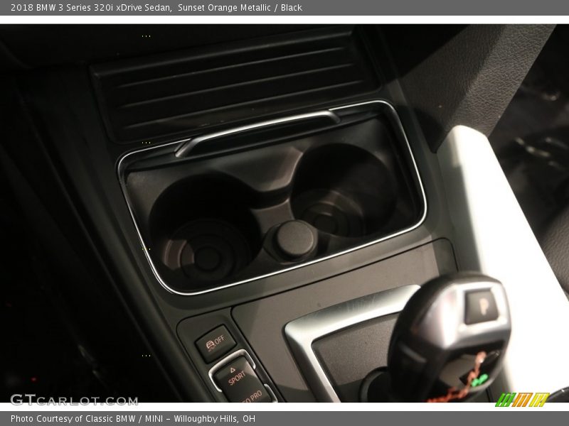 Sunset Orange Metallic / Black 2018 BMW 3 Series 320i xDrive Sedan