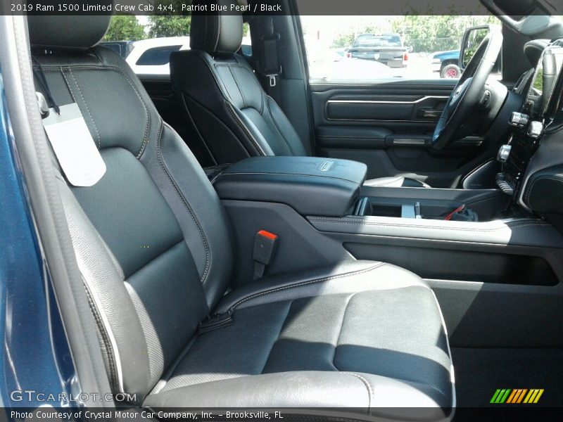 Patriot Blue Pearl / Black 2019 Ram 1500 Limited Crew Cab 4x4