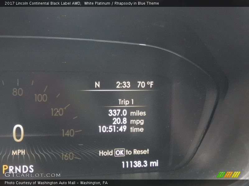 White Platinum / Rhapsody in Blue Theme 2017 Lincoln Continental Black Label AWD
