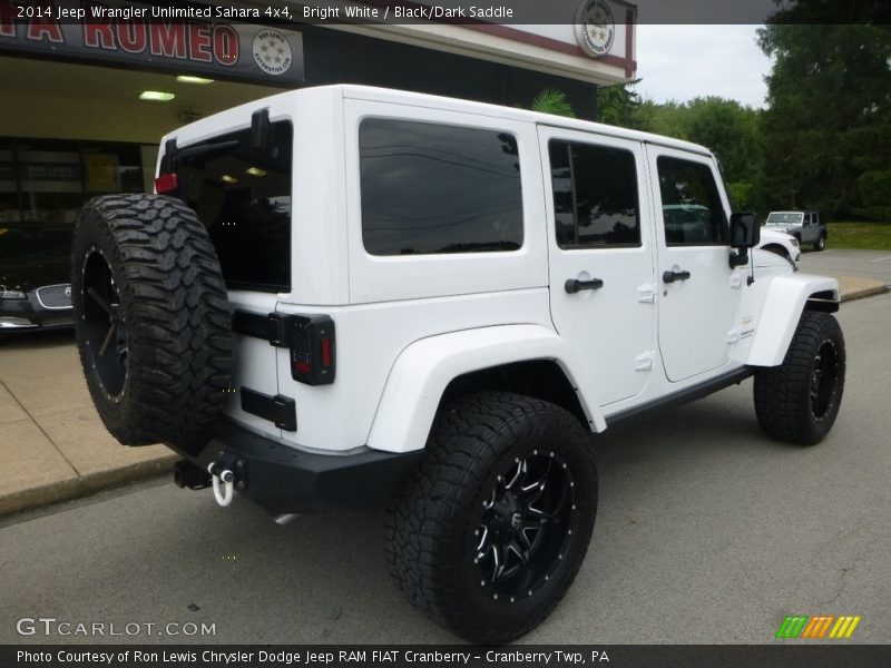 Bright White / Black/Dark Saddle 2014 Jeep Wrangler Unlimited Sahara 4x4