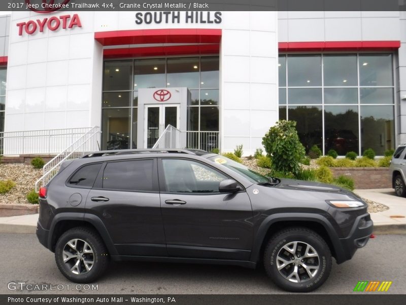 Granite Crystal Metallic / Black 2017 Jeep Cherokee Trailhawk 4x4