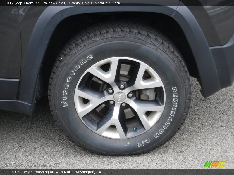 Granite Crystal Metallic / Black 2017 Jeep Cherokee Trailhawk 4x4