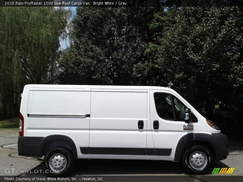 Bright White / Gray 2018 Ram ProMaster 1500 Low Roof Cargo Van