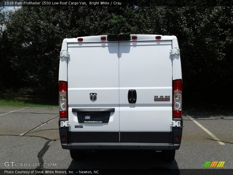 Bright White / Gray 2018 Ram ProMaster 1500 Low Roof Cargo Van