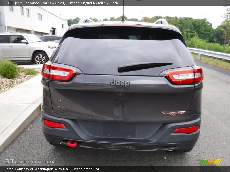 Granite Crystal Metallic / Black 2017 Jeep Cherokee Trailhawk 4x4