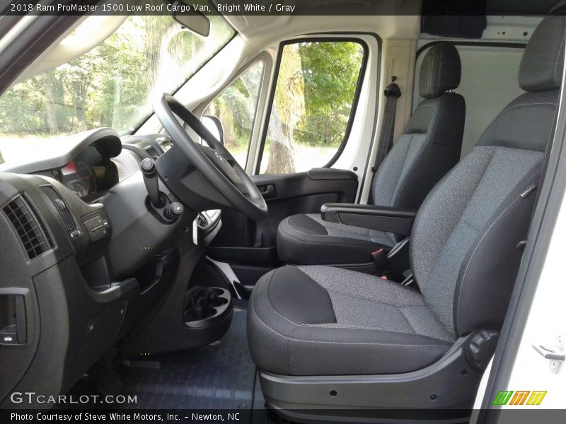Bright White / Gray 2018 Ram ProMaster 1500 Low Roof Cargo Van