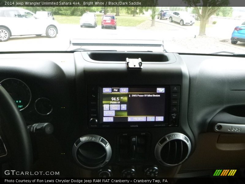 Bright White / Black/Dark Saddle 2014 Jeep Wrangler Unlimited Sahara 4x4