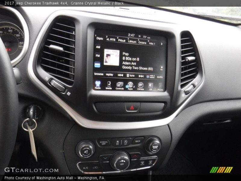 Granite Crystal Metallic / Black 2017 Jeep Cherokee Trailhawk 4x4