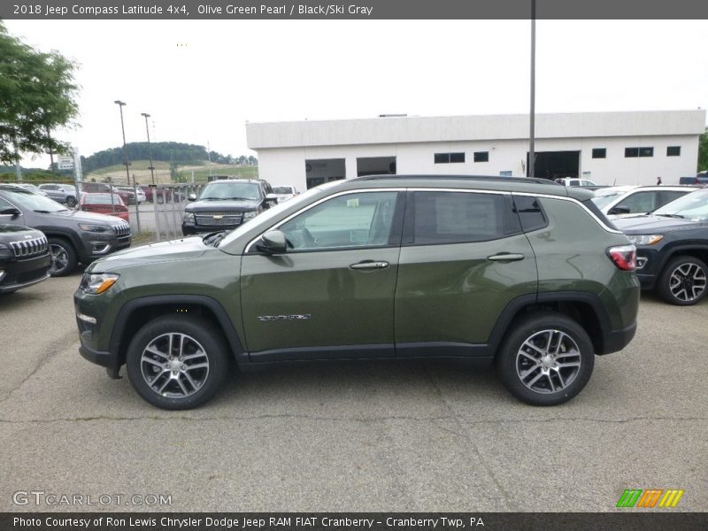 Olive Green Pearl / Black/Ski Gray 2018 Jeep Compass Latitude 4x4