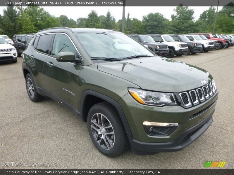 Olive Green Pearl / Black/Ski Gray 2018 Jeep Compass Latitude 4x4