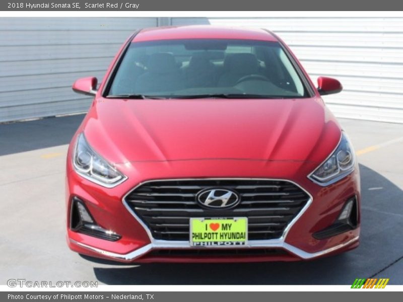 Scarlet Red / Gray 2018 Hyundai Sonata SE