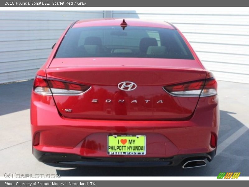 Scarlet Red / Gray 2018 Hyundai Sonata SE