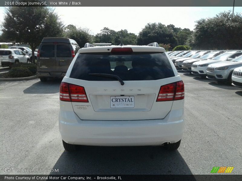 Vice White / Black 2018 Dodge Journey SE