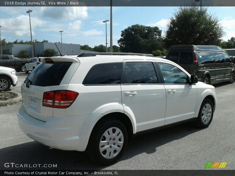 Vice White / Black 2018 Dodge Journey SE