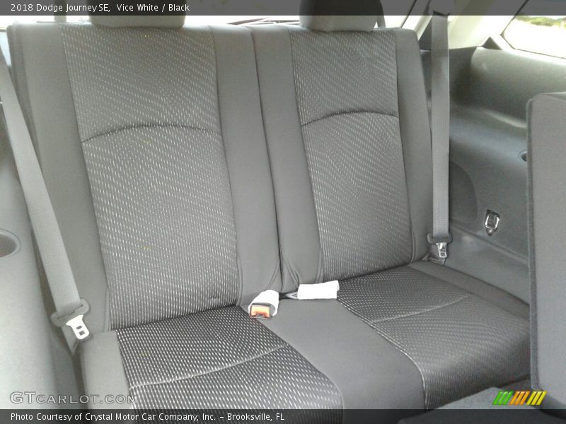 Vice White / Black 2018 Dodge Journey SE