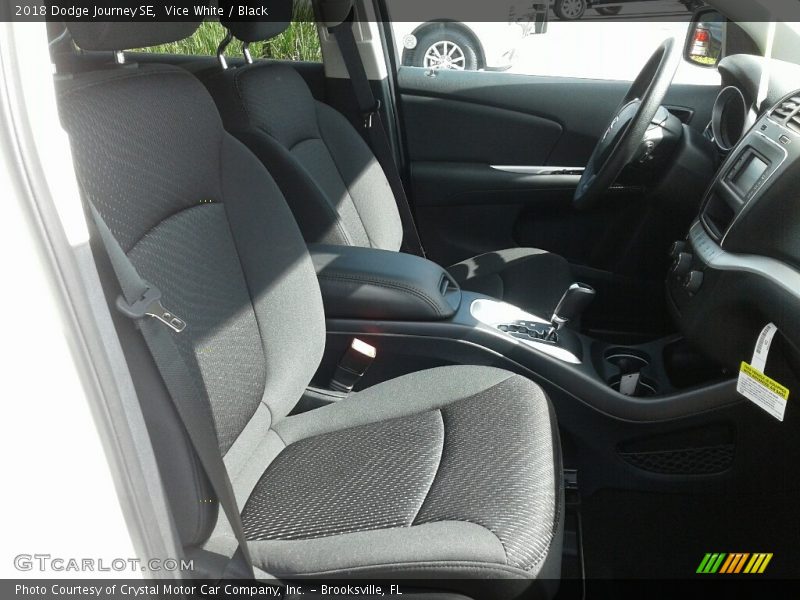 Vice White / Black 2018 Dodge Journey SE