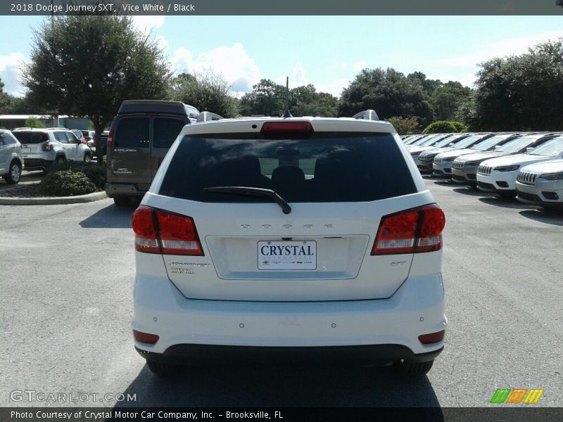 Vice White / Black 2018 Dodge Journey SXT