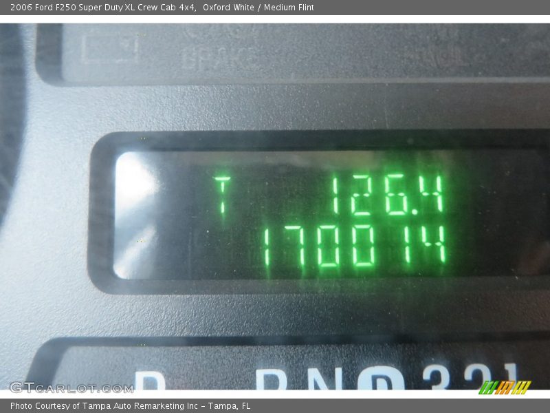 Oxford White / Medium Flint 2006 Ford F250 Super Duty XL Crew Cab 4x4