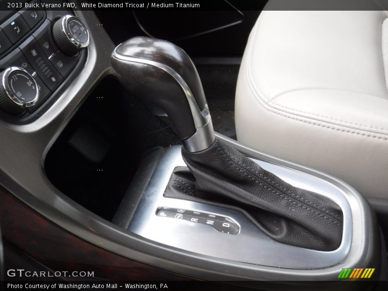 White Diamond Tricoat / Medium Titanium 2013 Buick Verano FWD