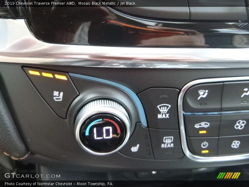 Mosaic Black Metallic / Jet Black 2019 Chevrolet Traverse Premier AWD