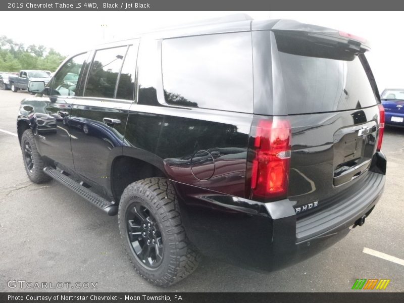 Black / Jet Black 2019 Chevrolet Tahoe LS 4WD