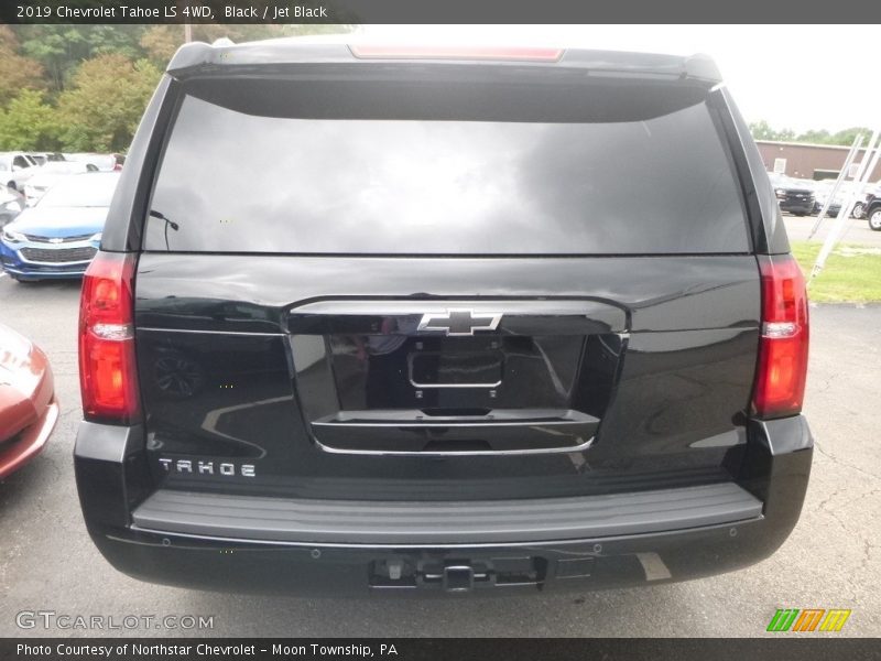 Black / Jet Black 2019 Chevrolet Tahoe LS 4WD