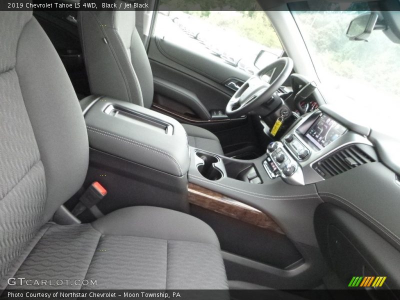 Black / Jet Black 2019 Chevrolet Tahoe LS 4WD