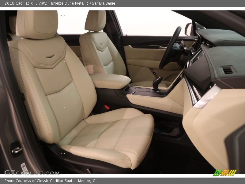 Bronze Dune Metallic / Sahara Beige 2018 Cadillac XT5 AWD