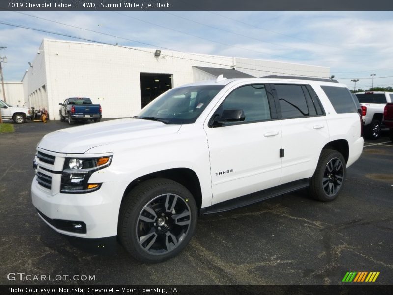 Front 3/4 View of 2019 Tahoe LT 4WD