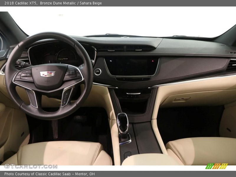 Bronze Dune Metallic / Sahara Beige 2018 Cadillac XT5