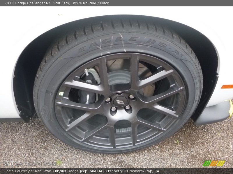 White Knuckle / Black 2018 Dodge Challenger R/T Scat Pack