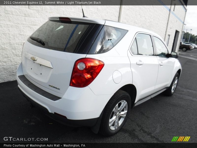 Summit White / Light Titanium/Jet Black 2011 Chevrolet Equinox LS