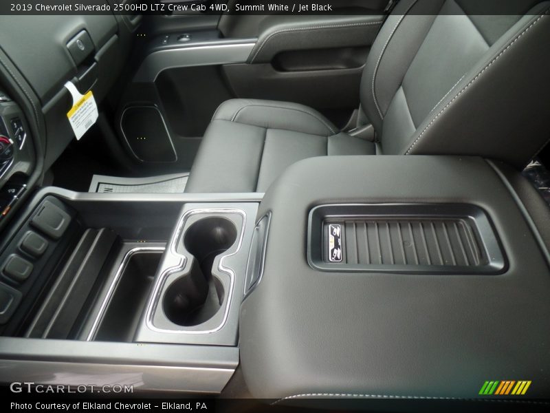 Summit White / Jet Black 2019 Chevrolet Silverado 2500HD LTZ Crew Cab 4WD