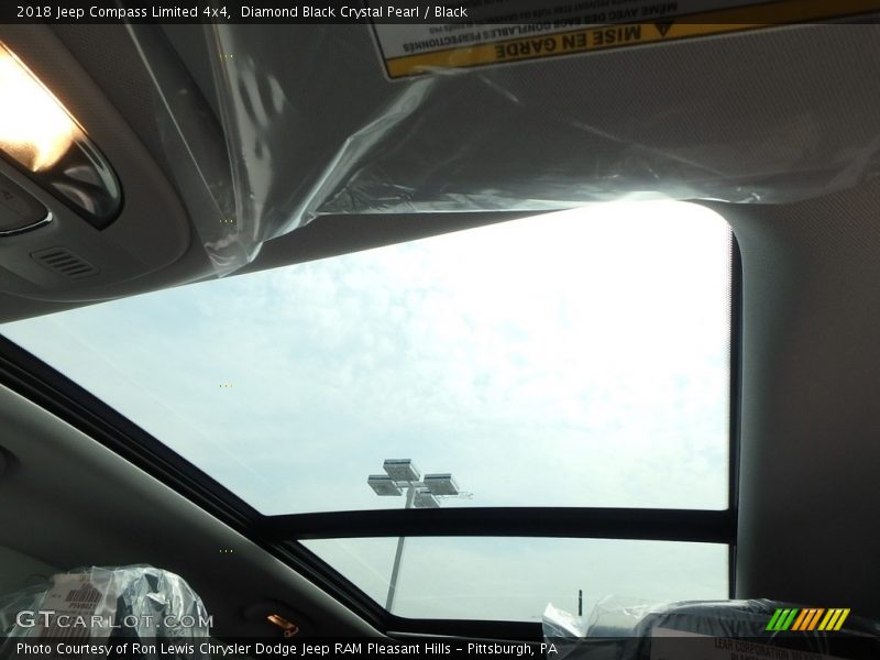 Diamond Black Crystal Pearl / Black 2018 Jeep Compass Limited 4x4