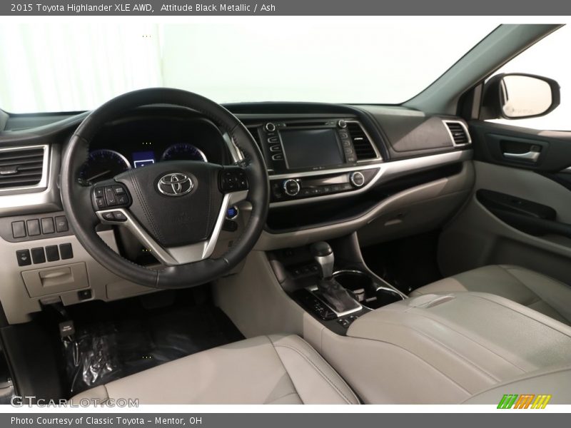 Attitude Black Metallic / Ash 2015 Toyota Highlander XLE AWD