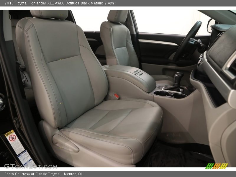 Attitude Black Metallic / Ash 2015 Toyota Highlander XLE AWD