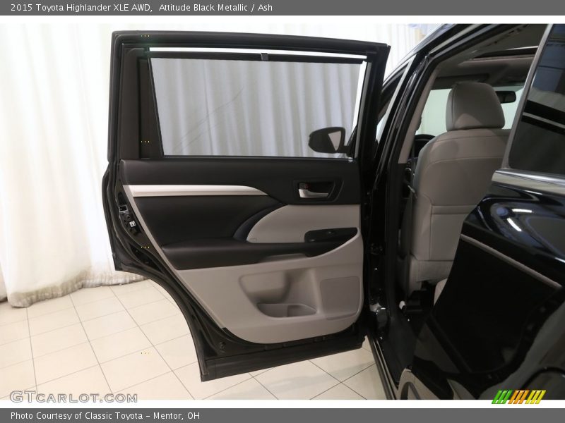 Attitude Black Metallic / Ash 2015 Toyota Highlander XLE AWD