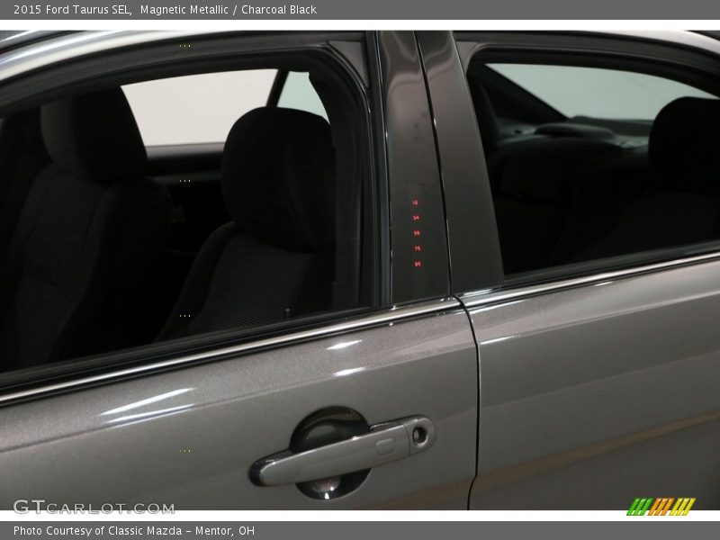 Magnetic Metallic / Charcoal Black 2015 Ford Taurus SEL