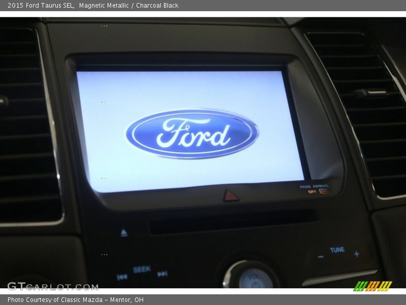 Magnetic Metallic / Charcoal Black 2015 Ford Taurus SEL