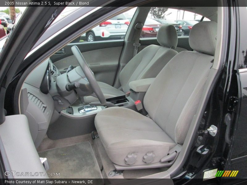 Super Black / Blond 2005 Nissan Altima 2.5 S