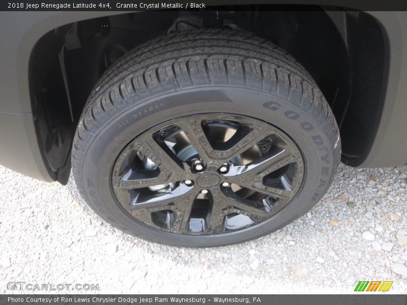 Granite Crystal Metallic / Black 2018 Jeep Renegade Latitude 4x4
