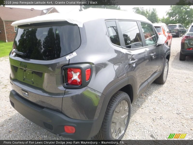Granite Crystal Metallic / Black 2018 Jeep Renegade Latitude 4x4