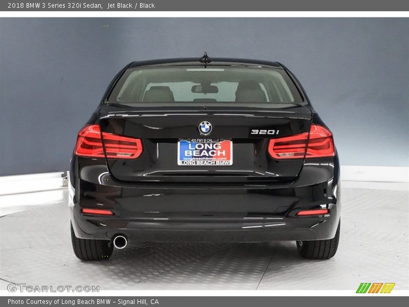 Jet Black / Black 2018 BMW 3 Series 320i Sedan