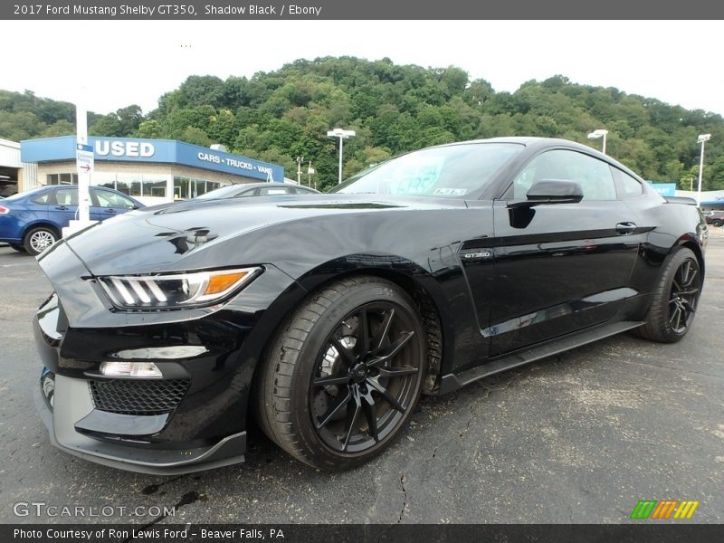 Front 3/4 View of 2017 Mustang Shelby GT350