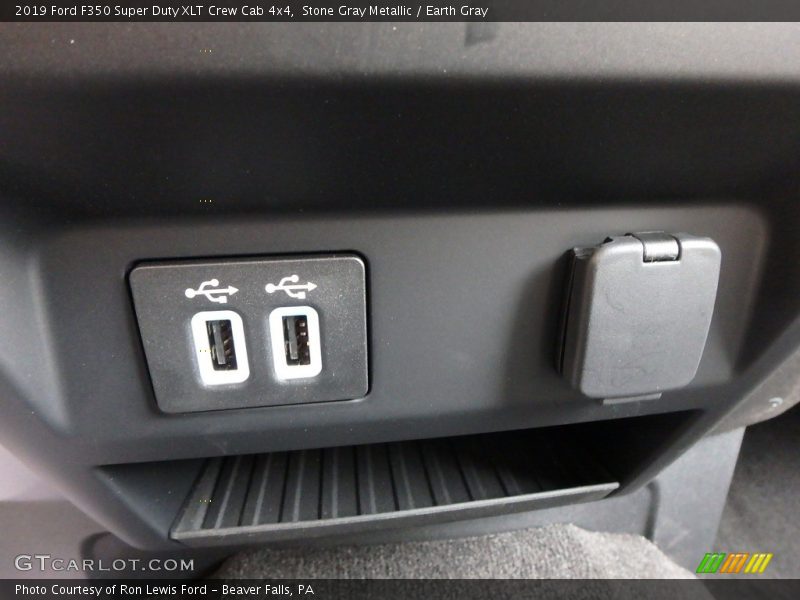 Stone Gray Metallic / Earth Gray 2019 Ford F350 Super Duty XLT Crew Cab 4x4