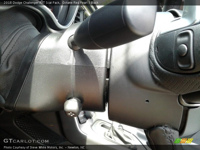 Octane Red Pearl / Black 2018 Dodge Challenger R/T Scat Pack