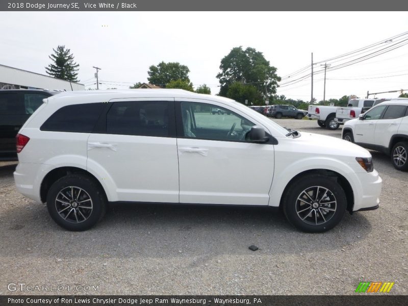 Vice White / Black 2018 Dodge Journey SE