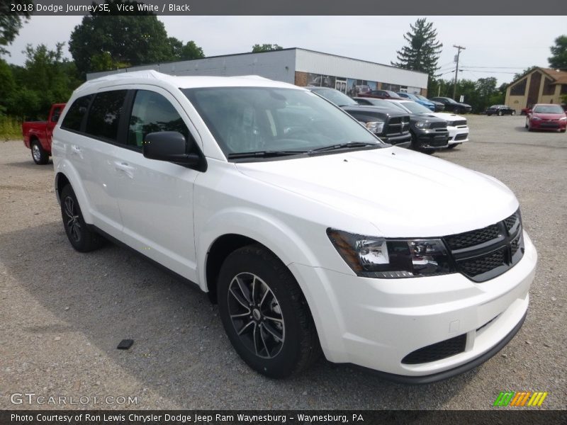 Vice White / Black 2018 Dodge Journey SE